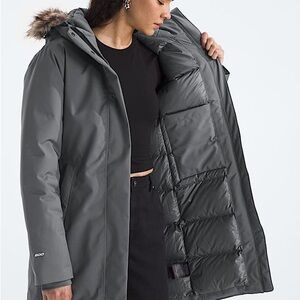 The North Face Women's Gray Arctic Parka